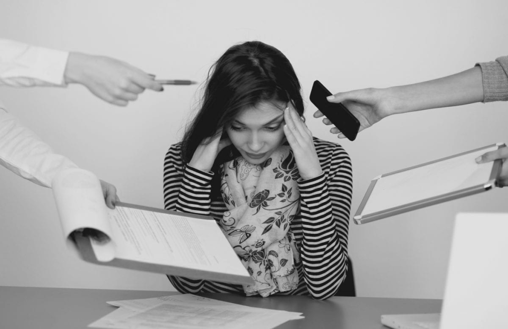 Stress cũng là một trong những nguyên nhân dẫn đến đau cổ vai gáy (Ảnh minh họa)