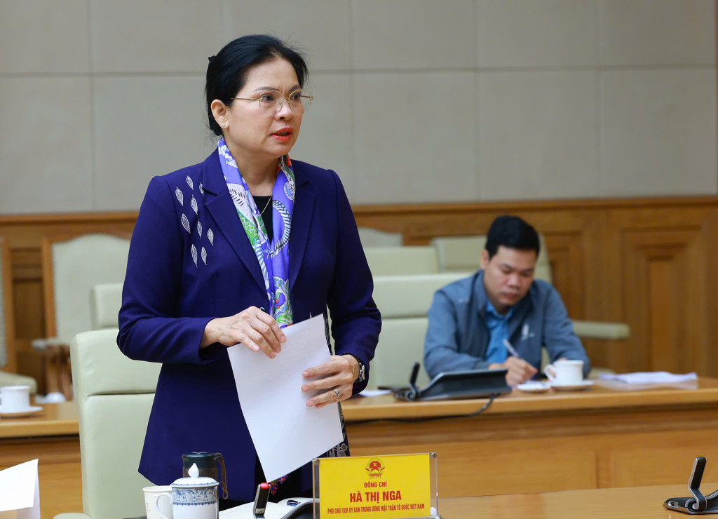 Bà Hà Thị Nga, Phó Chủ tịch Ủy ban Trung ương Mặt trận Tổ quốc Việt Nam phát biểu ( Ảnh: VGP/Nhật Bắc)