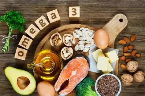 Các thực phẩm như cá, trứng, sữa cũng rất giàu omega-3 (Ảnh: Sưu tầm)
