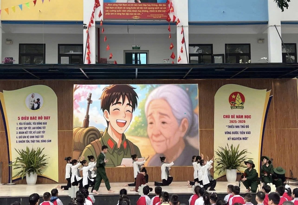 Sinh hoạt dưới Cờ - KỶ NIỆM 81 NĂM NGÀY THÀNH LẬP Quân đội Nhân dân Việt Nam, tháng 12 năm 2025