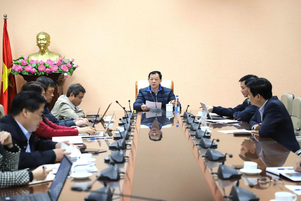 Thứ trưởng Bộ Y tế, PGS.TS.BSCKII Nguyễn Tri Thức nhấn mạnh: Thực hiện phát triển khoa học công nghệ, đổi mới sáng tạo, chuyển đổi số, Đề án 06 bằng sản phẩm cụ thể, gắn trách nhiệm người đứng đầu và chống lãng phí, tiêu cực... (Ảnh: Thái Bình)