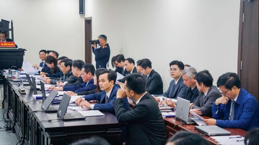 Các luật sư tham gia tố tụng tại phiên tòa sơ thẩm (Ảnh: TL)