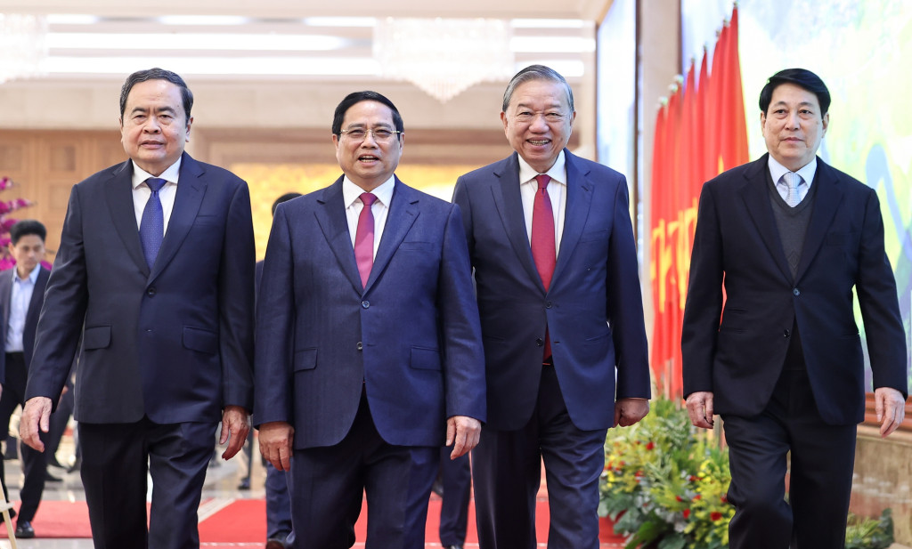 Tổng Bí thư Tô Lâm, Chủ tịch nước Lương Cường, Thủ tướng Chính phủ Phạm Minh Chính, Chủ tịch Quốc hội Trần Thanh Mẫn tới dự Hội nghị toàn quốc Chính phủ và chính quyền địa phương (Ảnh: VGP/Nhật Bắc)