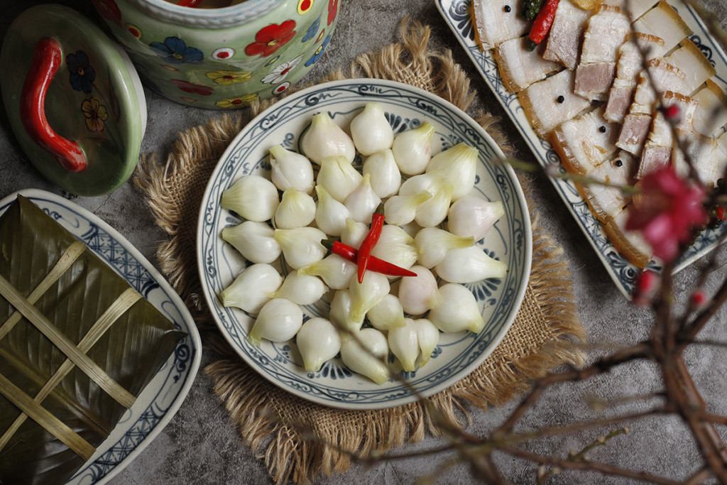Muối dưa hành trắng giòn (Ảnh minh họa)