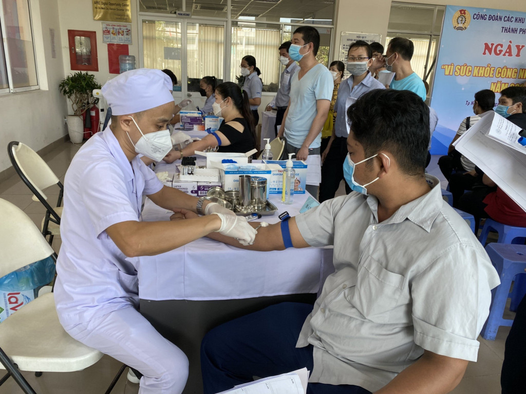 Bộ Y tế ban hành danh mục 35 bệnh nghề nghiệp được hưởng bảo hiểm xã hội (Ảnh: TL)