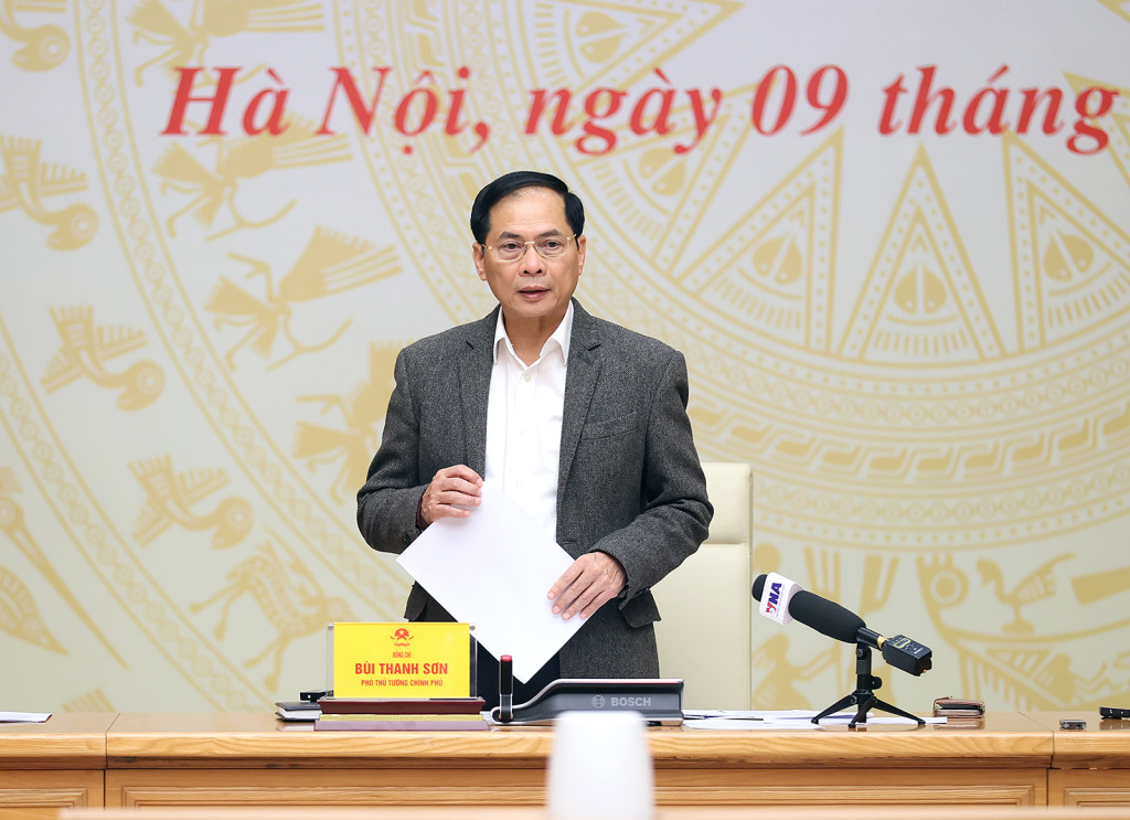 Phó Thủ tướng Bùi Thanh Sơn chủ trì Hội nghị trực tuyến toàn quốc tổng kết công tác chống buôn lậu, gian lận thương mại và hàng giả năm 2025, phương hướng, nhiệm vụ năm 2026 (Ảnh: VGP/Hải Minh)