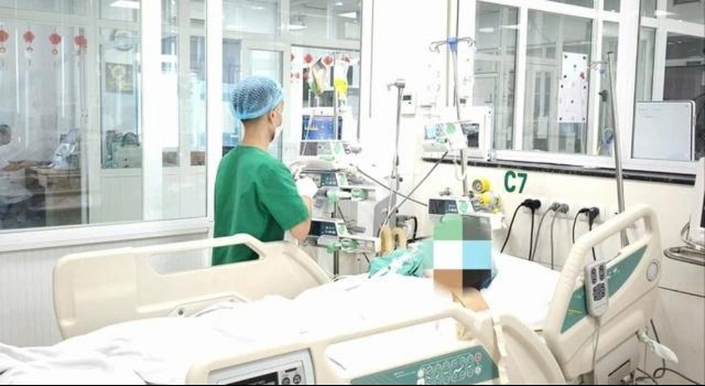 Ghi nhận nhiều ca bệnh sốt xuất huyết, tay chân miệng chuyển nặng, nguy kịch (Ảnh: TL)