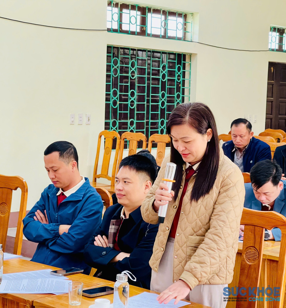 Đại diện học viên lớp K72 - A08 phát biểu tại buổi làm việc ( ảnh: ĐT)