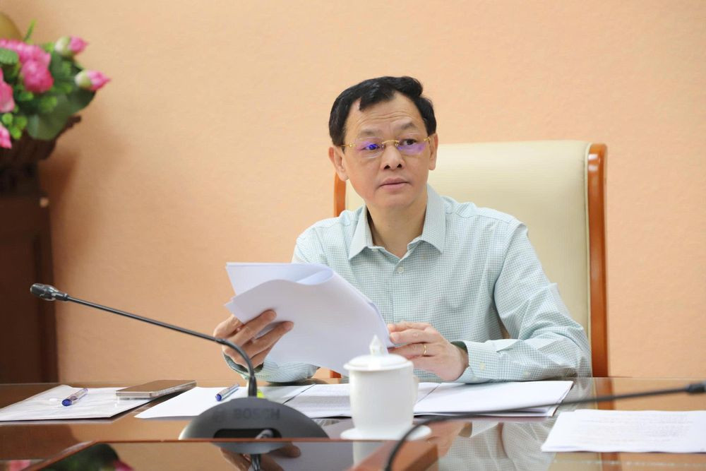 PGS.TS.BSCKII Nguyễn Tri Thức - Thứ trưởng Bộ Y tế chủ trì cuộc họp (Ảnh: TL)
