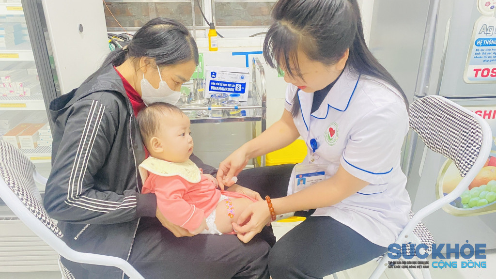 Chăm sóc sức khỏe cho nhân dân (ảnh: ĐT)