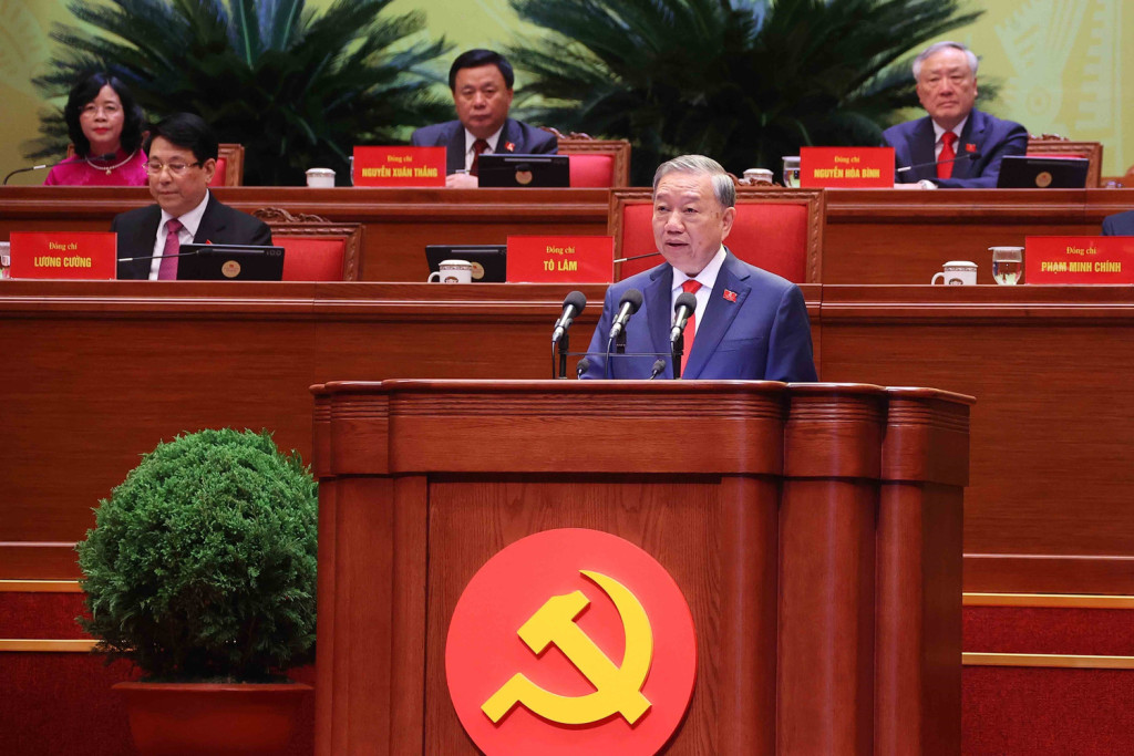 Tổng Bí thư Tô Lâm: Đại hội XIV diễn ra trong thời điểm lịch sử có ý nghĩa sâu sắc: Toàn Đảng, toàn dân, toàn quân ta đoàn kết, thống nhất, quyết tâm vững bước tiến tới hai mục tiêu chiến lược: 100 năm đất nước dưới sự lãnh đạo của Đảng Cộng sản Việt Nam (1930-2030) và 100 năm thành lập nước Việt Nam Dân chủ Cộng hoà nay là nước Cộng hoà xã hội chủ nghĩa Việt Nam (1945-2045) -(Ảnh: TTXVN)