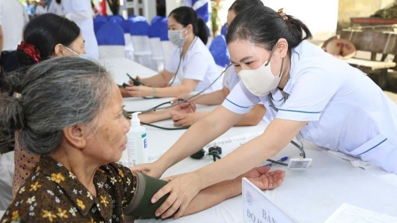 Tăng cường bảo vệ, chăm sóc và nâng cao sức khỏe nhân dân (Ảnh: TL)