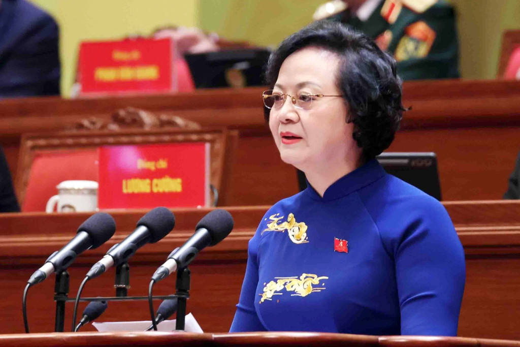 Ủy viên Trung ương Đảng, Ủy viên Ban Thường vụ Đảng ủy Chính phủ, Phó Thủ tướng Chính phủ Phạm Thị Thanh Trà tham luận về vấn đề: Xây dựng Chính phủ “Kiến tạo phát triển, liêm chính, hành động quyết liệt, phục vụ Nhân dân”