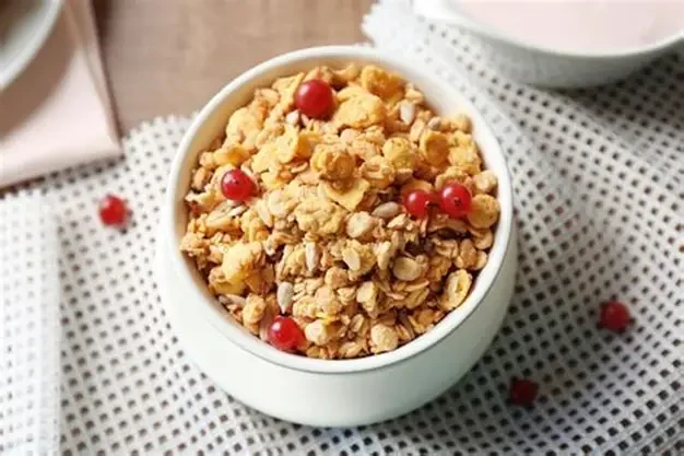 Yến mạch không chỉ tốt cho tim mạch, đường huyết mà còn góp phần nuôi dưỡng làn da khỏe đẹp từ bên trong.(Ảnh: Sưu tầm)