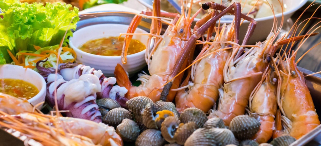 hai-san-boNhiều món ăn hấp bia, ướp rượu có thể khiến hơi thở xuất hiện mùi cồn trong thời gian ngắn. (Ảnh: Sưu tầm)-ke-nha-trang-top-banner-1
