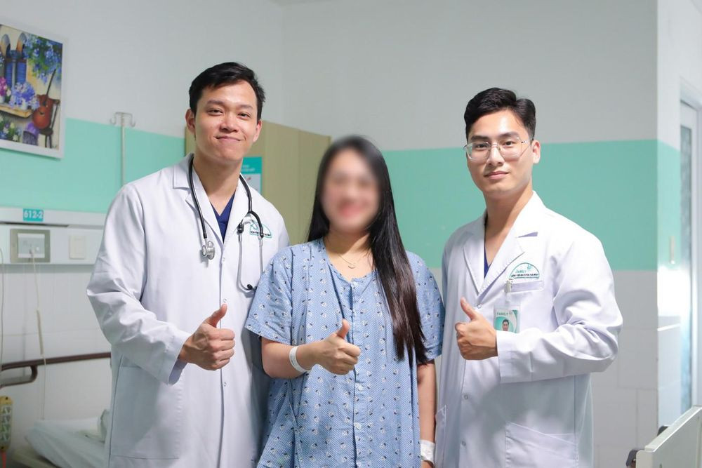 Bệnh nhân phục hồi sức khỏe, cảm kích vì được cấp cứu và cho máu kịp thời (Ảnh: BVCC)
