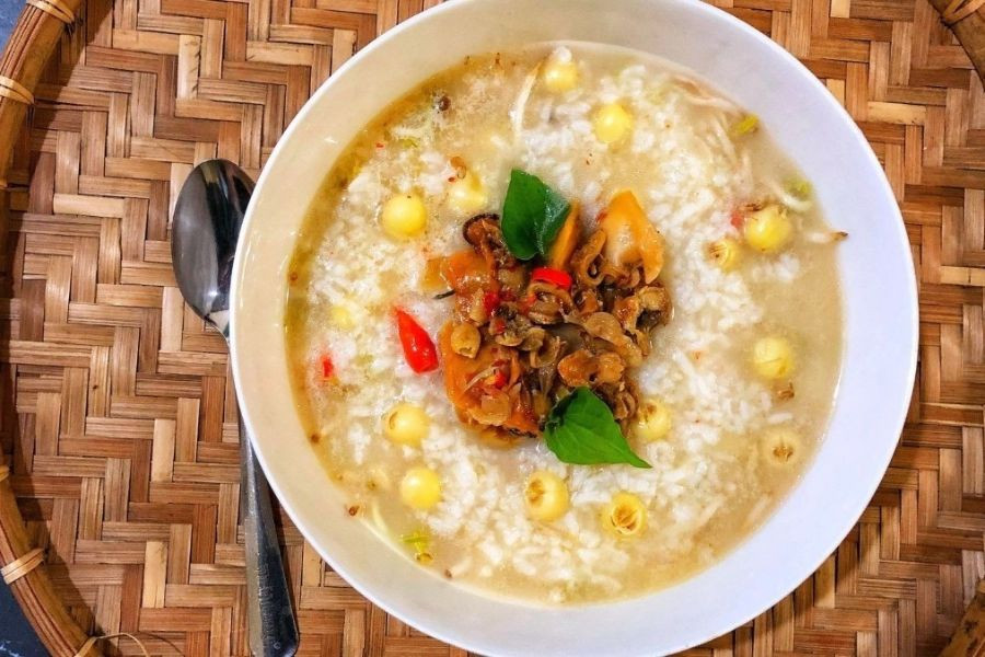 Lựa chọn thực phẩm dễ tiêu, giàu tinh bột và lợi khuẩn giúp cải thiện tình trạng tiêu chảy hiệu quả hơn. (Ảnh: Sưu tầm)