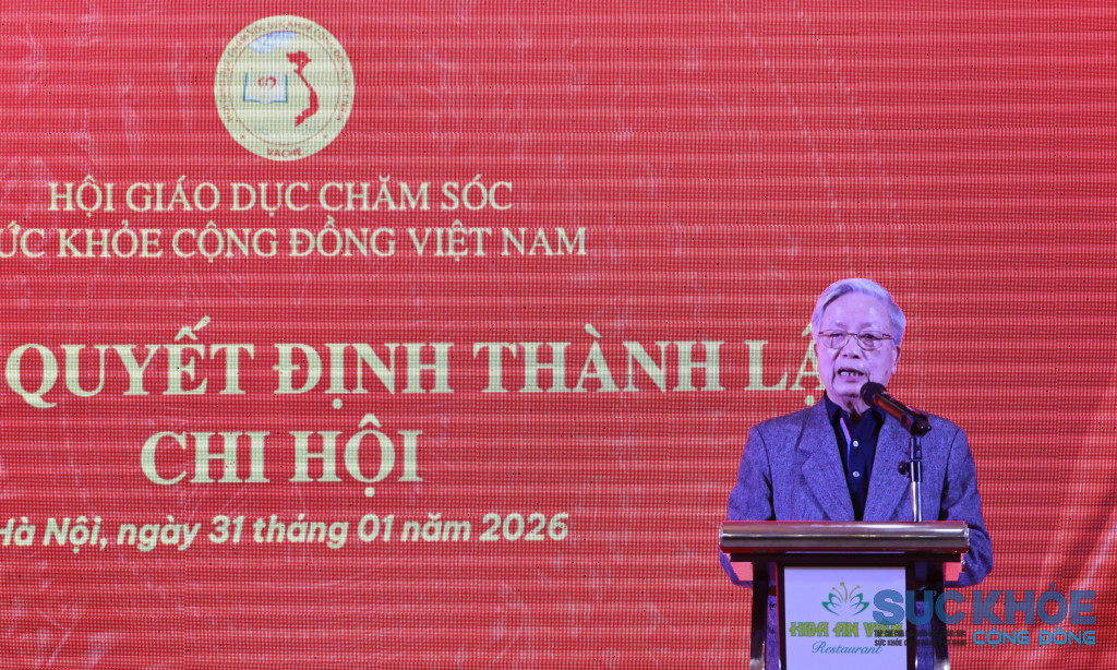 Ông Nguyễn Hồng Quân Chủ tịch Trung ương Hội Giáo dục Chăm sóc Sức khỏe Cộng đồng Việt Nam nguyên Ủy viên Ban Chấp hành Trung ương Đảng Cộng sản Việt Nam, nguyên Bộ trưởng Bộ Xây dựng phát biểu chỉ đạo tại chương trình.