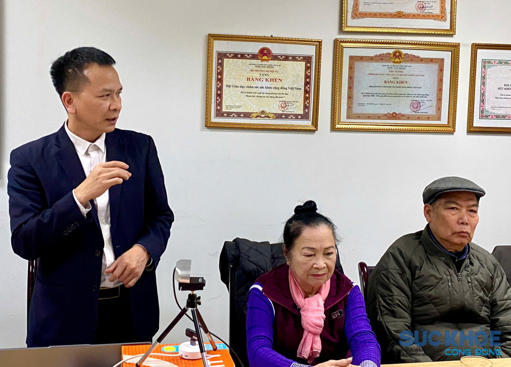 Ông Bùi Đình Hiếu, đại diện LCH Chữa Lành phát biểu