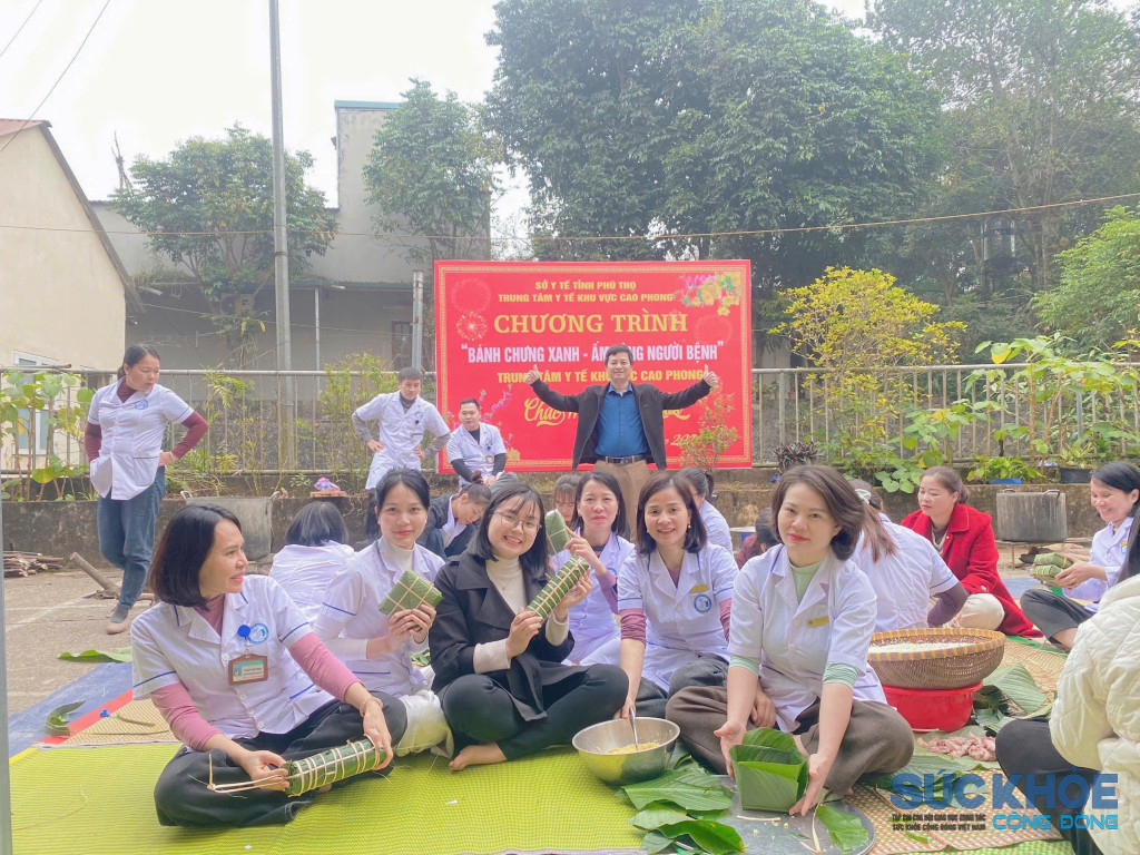 Những chiếc bánh do chính tay những chiến sĩ áo trắng  hoàn thành ( ảnh: ĐT)