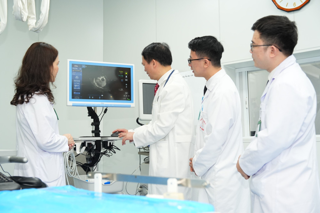 Viện Tim mạch, Bệnh viện 198 được đầu tư đồng bộ về cơ sở vật chất, trang thiết bị hiện đại, gắn kết chặt chẽ giữa khám chữa bệnh – đào tạo – nghiên cứu khoa học (Ảnh: TL)
