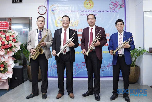 Gala tất niên và Lễ ra mắt Chi hội Chăm sóc Sức khỏe Cộng đồng Hoa Sen Xanh.