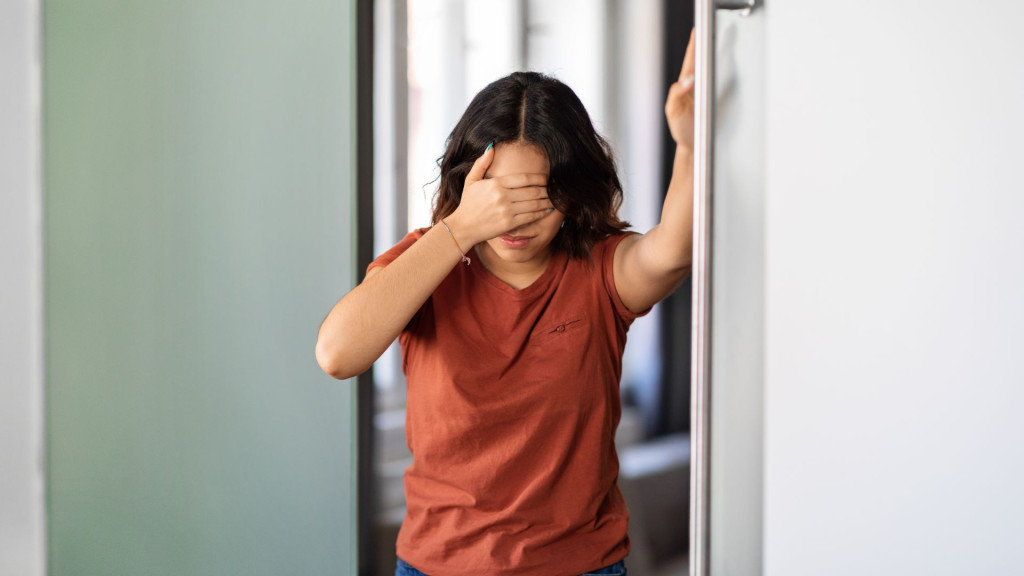 Mẹ bầu chóng mặt kèm theo hoa mắt, tim đập nhanh có thể là biểu hiện của thiếu máu (Ảnh: Sưu tầm)