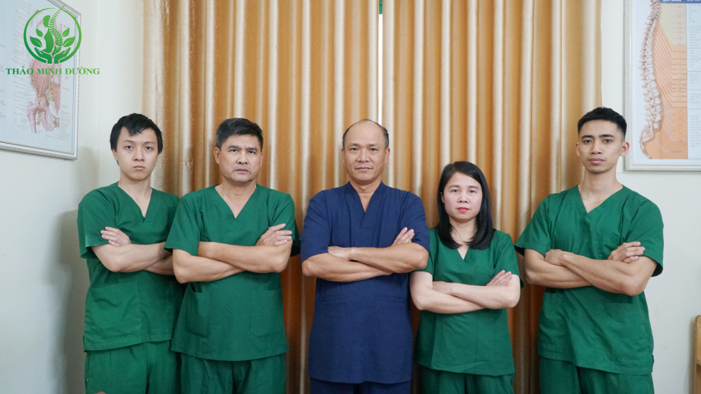 Đội ngũ phòng chẩn trị y học cổ truyền của Lương y Phạm Khắc Thảo