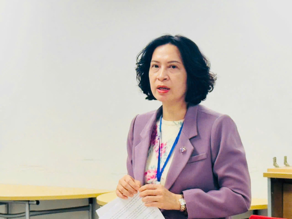 Thứ trưởng Nguyễn Thị Liên Hương yêu cầu Sở Y tế Hà Nội duy trì nghiêm công tác giám sát y tế tại cửa khẩu (Ảnh: TL)