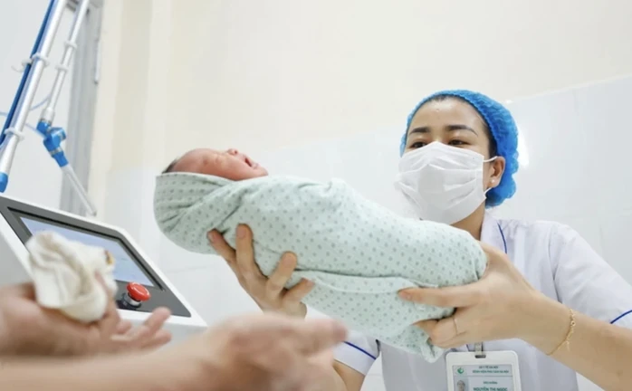 Phấn đấu tăng trung bình 2% tổng tỷ suất sinh trên toàn quốc mỗi năm