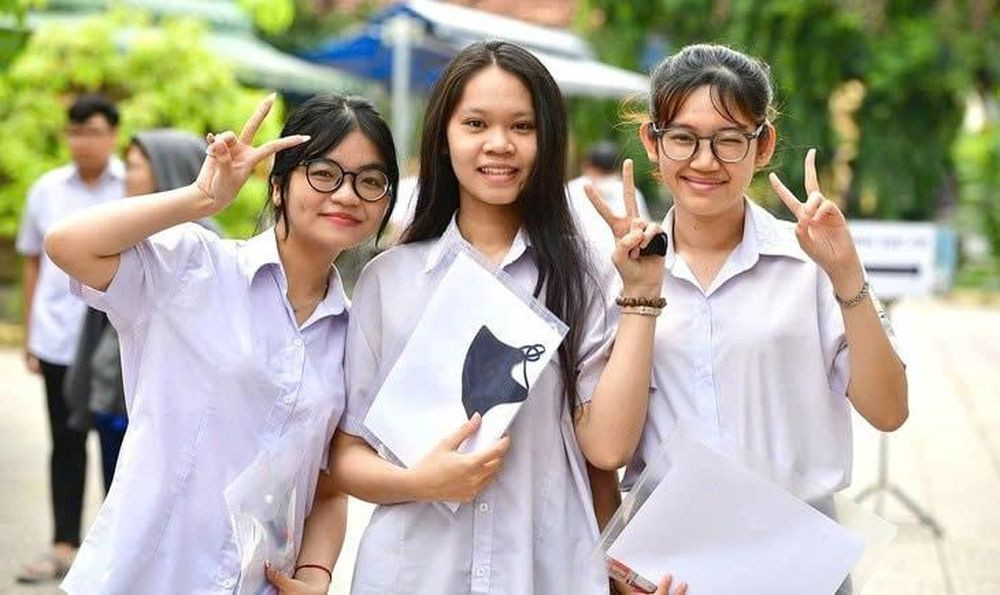 Thí sinh TP. Hồ Chí Minh tham dự kỳ thi tốt nghiệp THPT năm 2025 (Ảnh: TL)