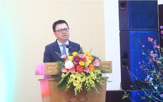 Ông Lê Quốc Minh phát biểu tại chương trình Giao ban báo chí Xuân Bính Ngọ 2026. (Ảnh: Trần Tiến)
