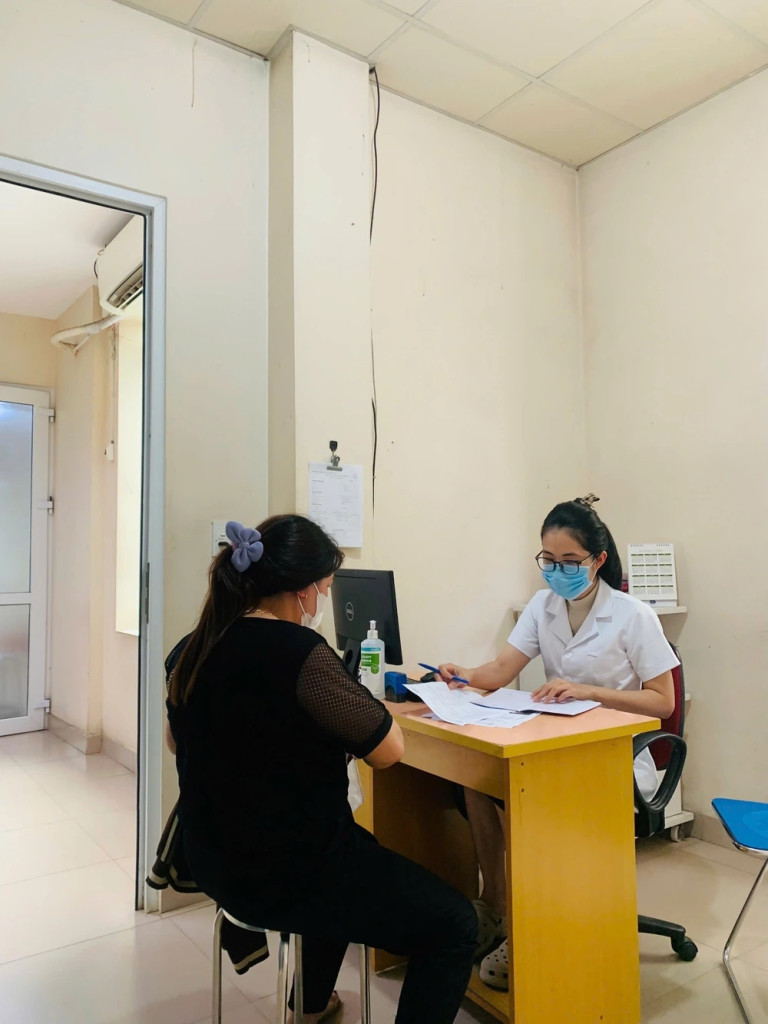 BS Nguyễn Thị Phương Nhi đang công tác tại Tuyên Quang