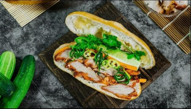 Đã có 22 người nghi ngộ độc sau ăn bánh mì A.C (Ảnh minh họa)