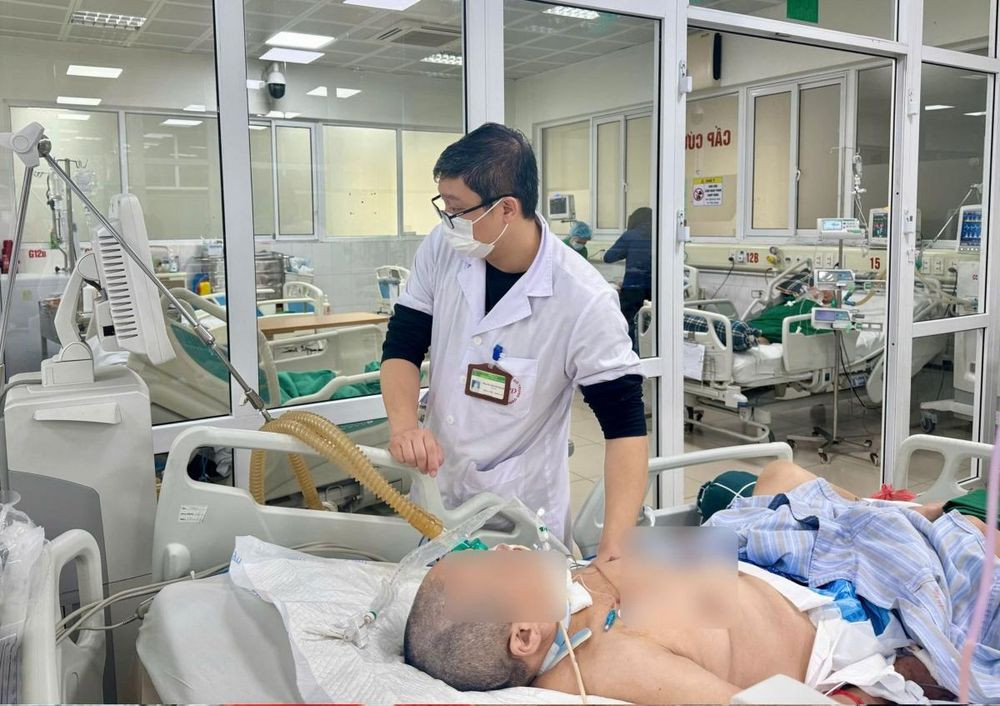 Một ca uốn ván nặng được điều trị tích cực tại Bệnh viện Bệnh nhiệt đới Trung ương. (Ảnh: BVCC)