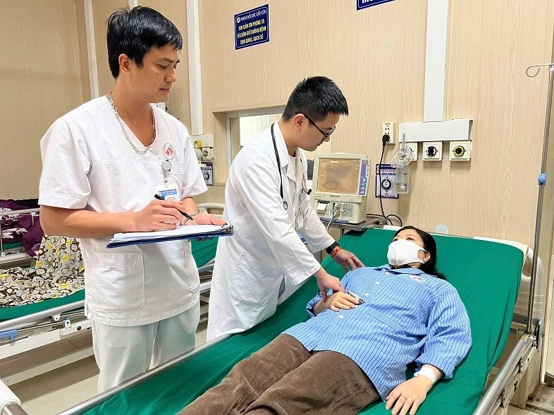 Bệnh nhân đã được cấp cứu thành công, điều trị ổn định tại Khoa Cấp cứu - Hồi sức tích cực và Chống độc, Bệnh viện Đa khoa Hậu Lộc (Ảnh: Thùy Dung)