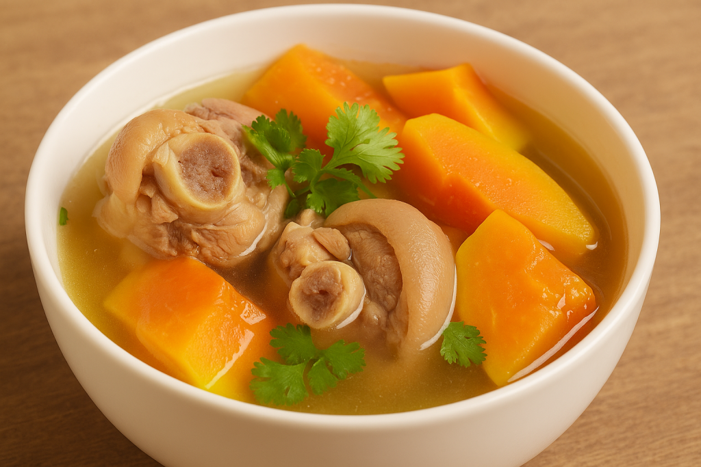 Canh giò heo hầm hỗ trợ tiết sữa (Ảnh: Sưu tầm)