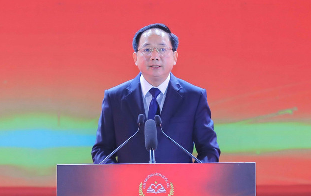 Đồng chí Trịnh Văn Quyết, Ủy viên Bộ Chính trị, Bí thư Trung ương Đảng, Trưởng Ban Tuyên giáo và Dân vận Trung ương, phát biểu tại Lễ trao Giải thưởng Sách Quốc gia lần thứ VIII tối 8/3 (Ảnh: TTXVN)