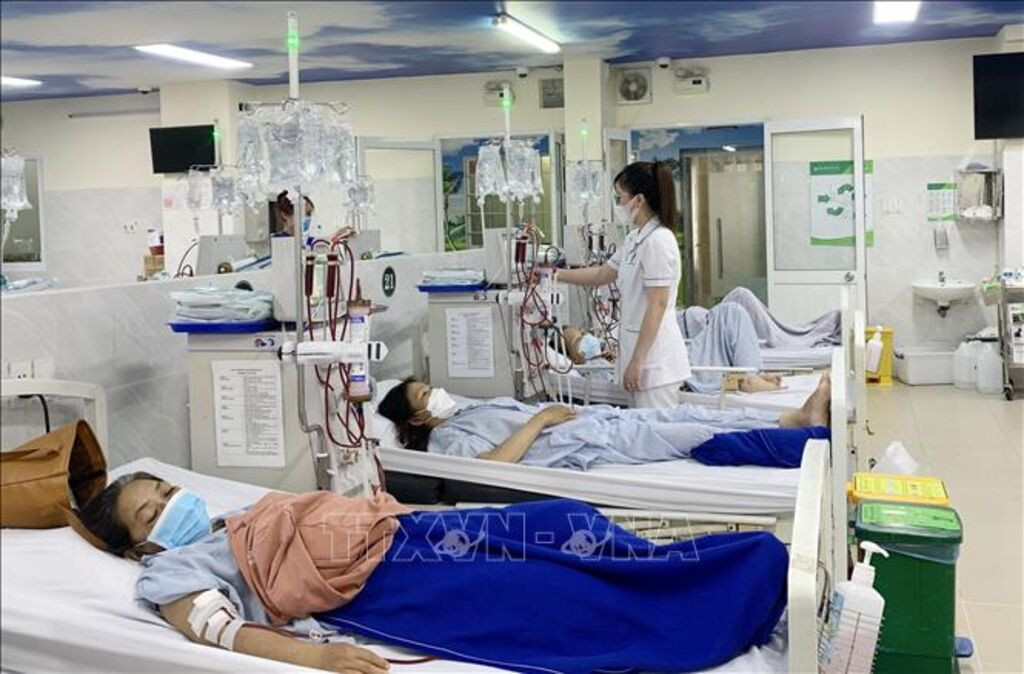 Bệnh nhân chạy thận nhân tạo tại Bệnh viện Lê Văn Thịnh, TP. Hồ Chí Minh.