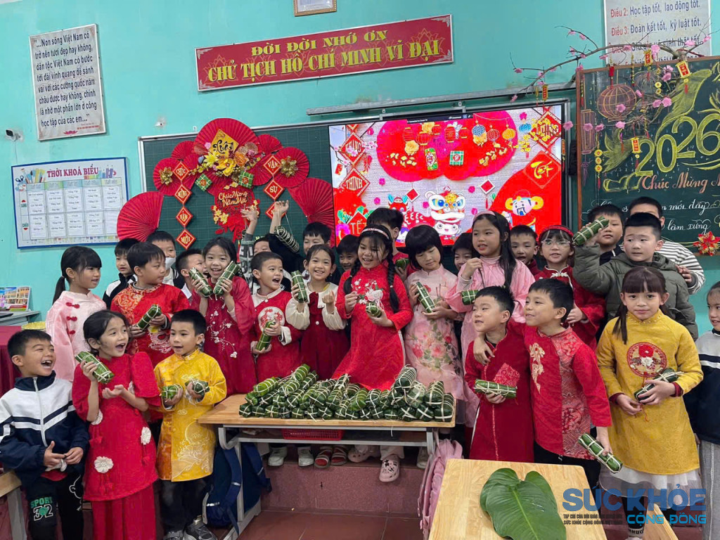 Chương trình “Ngày Tết quê em” với các hoạt động gói bánh chưng, bày mâm ngũ quả, trò chơi dân gian (ảnh: TL)
