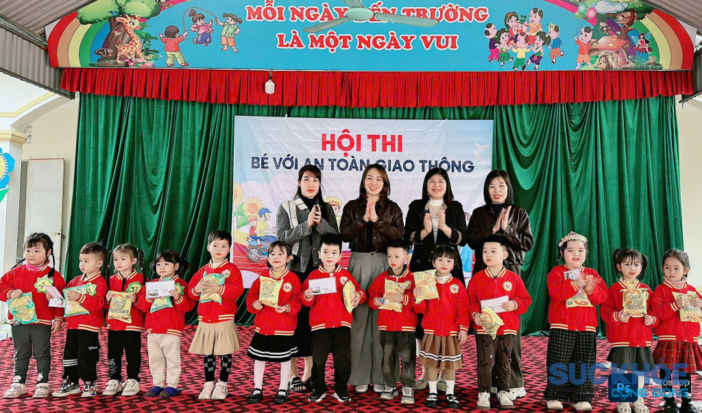 Hội thi Bé với an toàn giao thông tại Trường mầm non Phù Ninh ( ảnh: TL)