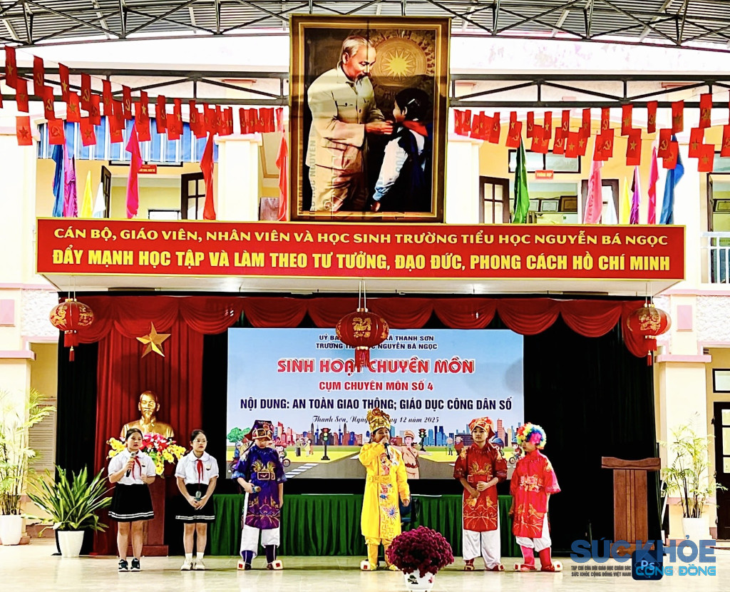 Hoạt động san khấu hóa trong buổi sinh hoạt chuyên môn (ảnh: TL)