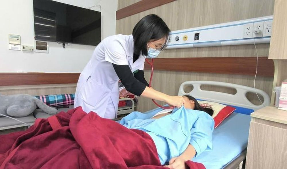 Nữ sinh bị nhiễm trùng huyết do tụ cầu vàng kháng thuốc dẫn đến nguy kịch (Ảnh: BVCC)