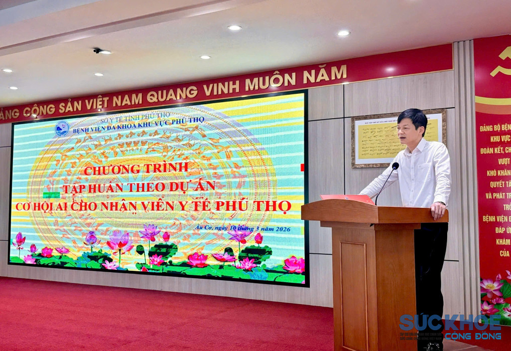 BSCKII Nguyễn Hưng Thịnh – Bí thư Đảng ủy, Giám đốc Bệnh viện Đa khoa Khu vực Phú Thọ phát biểu tại chương trình (ảnh: TL)