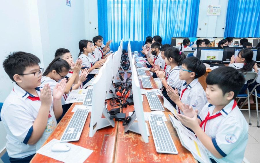 Xây dựng môi trường an toàn, lành mạnh, thân thiện trong cơ sở giáo dục là một trong những giải pháp giúp kéo giảm BLHĐ (Ảnh: TL)