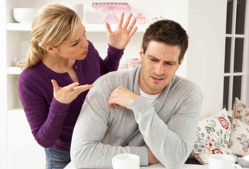 Vô tâm là nguyên nhân hàng đầu dẫn đến rạn nứt một mối quan hệ (Ảnh: Sưu tầm)