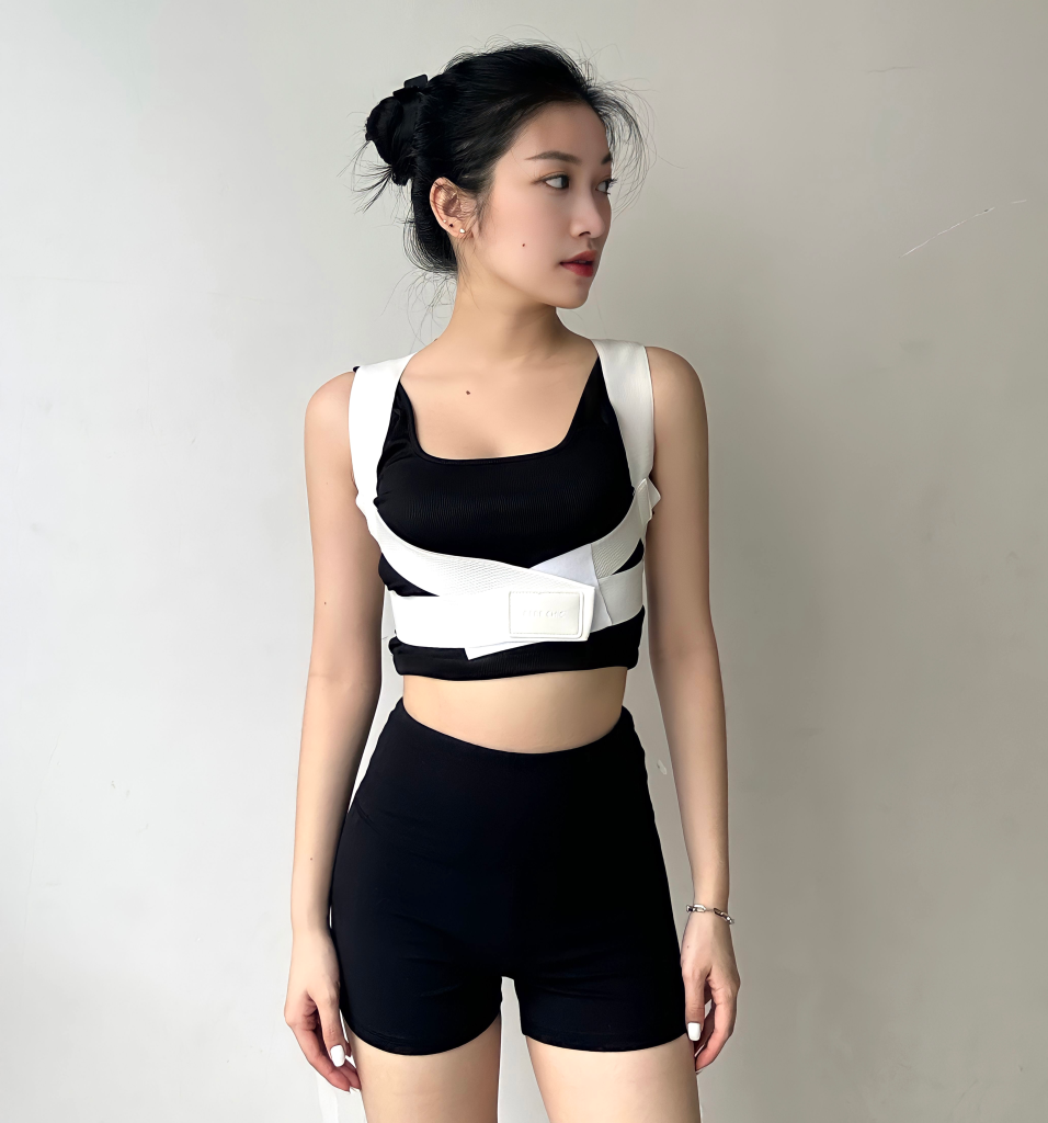 Áo ngực thể thao phù hợp giúp giảm rung lắc và bảo vệ vòng 1. (Ảnh: Sưu tầm)