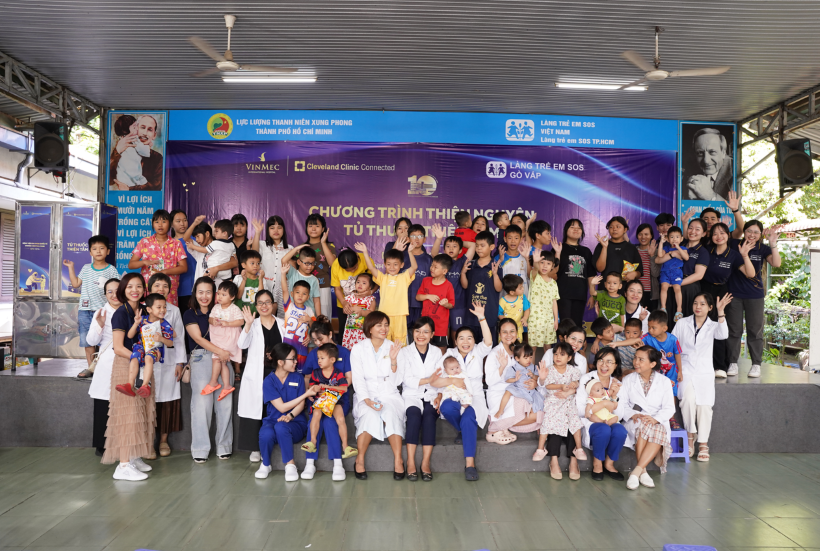 Vinmec triển khai chương trình Tủ thuốc thiện tâm tại Làng trẻ em SOS Gò Vấp (TP HCM), mang đến chăm sóc y tế cho hơn 100 em nhỏ.