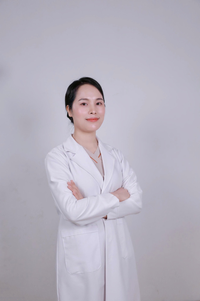 Xuất thân từ ngành điều dưỡng, Mrs. Đinh Thị Tho lựa chọn con đường nâng cao nhận thức chăm sóc mẹ và bé dựa trên nền tảng khoa học (Ảnh: PV)