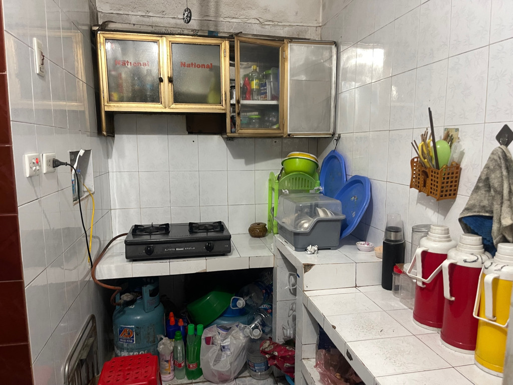 Khu vực nấu ăn chung của dãy trọ